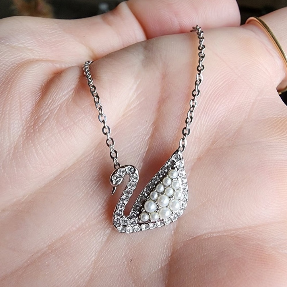 Swarovski Swan Pendant Necklace